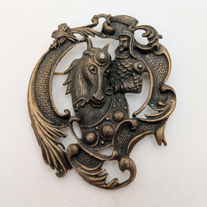 Vintage Knight On Horse Large Brooch Pin Bronze Colored